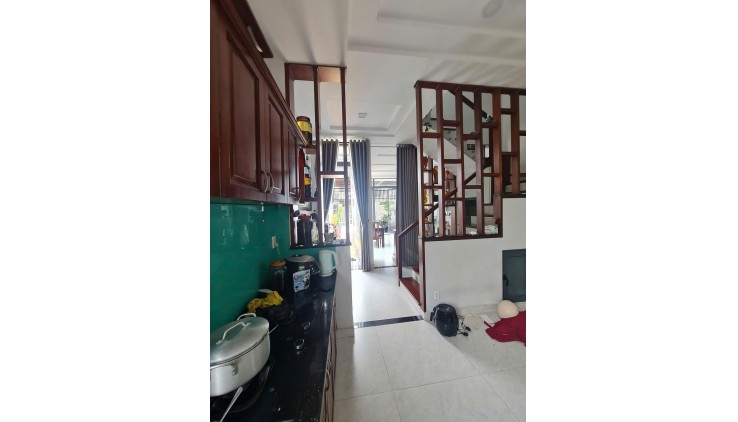 Bán nhà MT Bình Trưng Tây , ô tô ngủ ,4 tầng , 65m2,4.2x14m